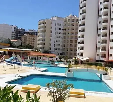 Os Ricardinhos Praia Da Rocha * Портиман